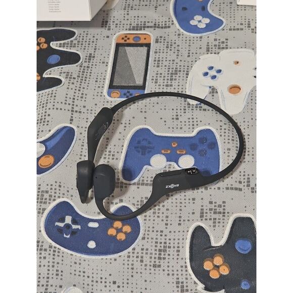 Shokz OpenRun Wireless Bone Conduction Headphones - Black S803BK *OPEN BOX NEW* - Picture 5 of 8